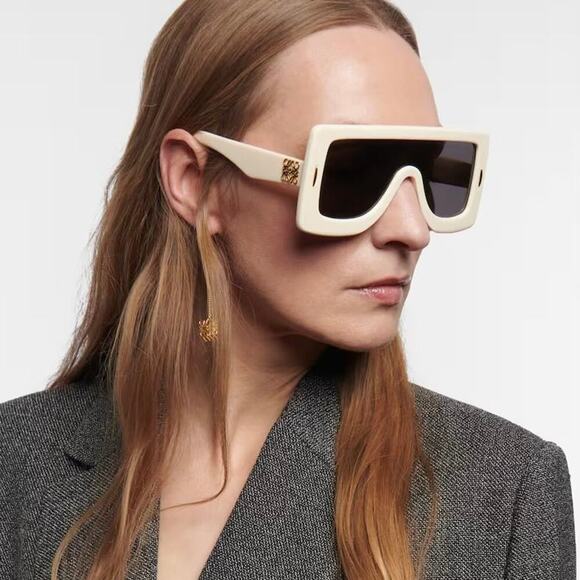 New, LOEWE Sunglasses LW40104I 25A Authentic - Picture 2 of 12